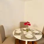Larem Suites Old Town